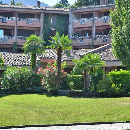 Hermitage-4 By Interhome Apartament Porto Valtravaglia