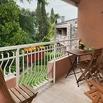 Hermitage-4 By Interhome Daire
