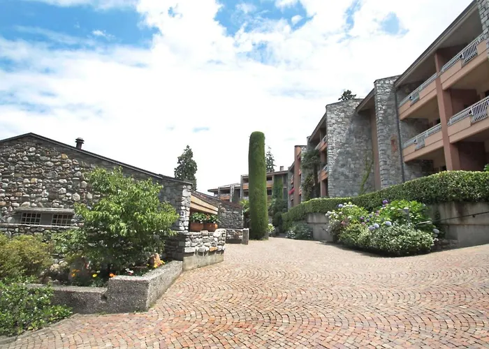 Hermitage-4 By Interhome Apartament Porto Valtravaglia