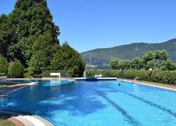 Hermitage-4 By Interhome Apartament Porto Valtravaglia