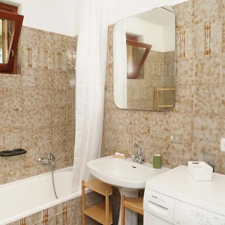 Studio Hermitage-4 By Interhome Apartment Porto Valtravaglia